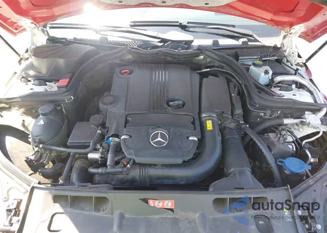 2013 Mercedes-Benz C 250 Luxury/Sport из США, поврежденный, VIN WDDGF4HB2DA805935